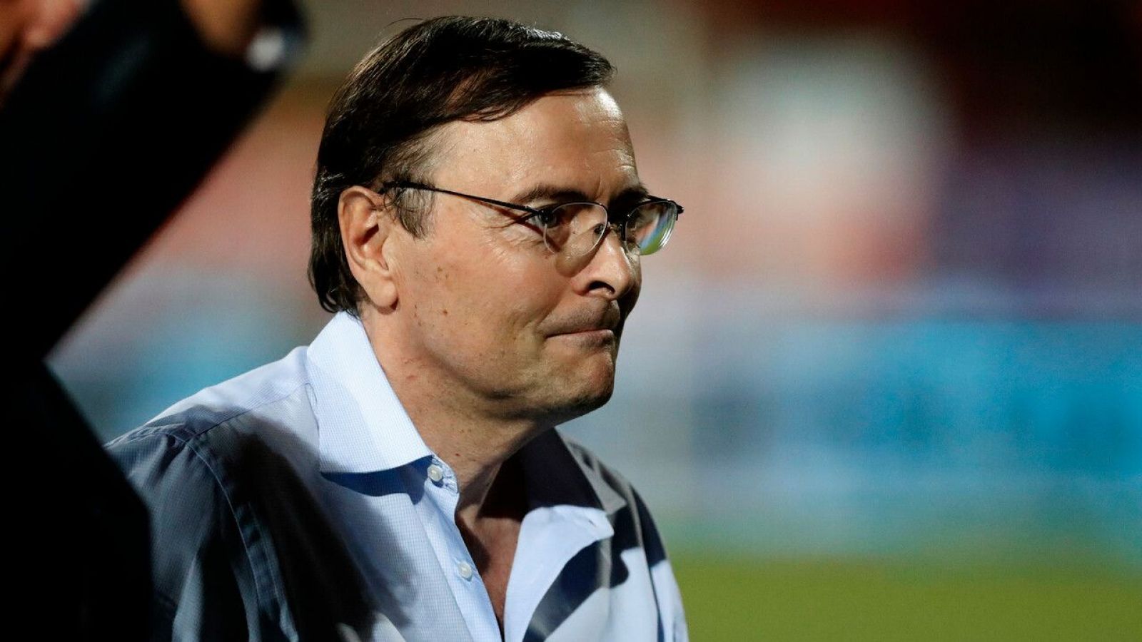 Jorge Segovia le responde a hincha de la U que quiere un estadio
