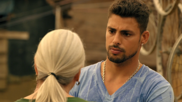 Avenida Brasil - T1E11 | La novia de Jorgito
