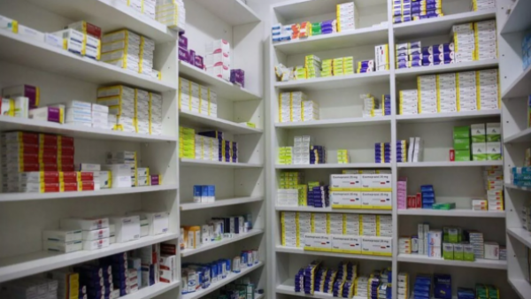 ISP retira del mercado un antiepiléptico y un antibiótico
