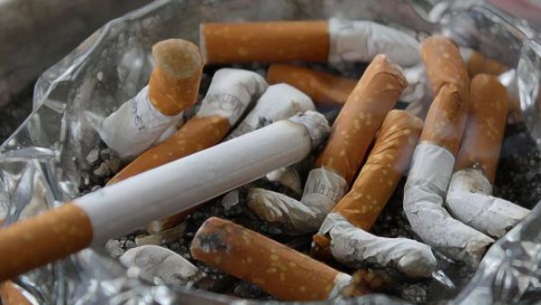 <p>Reino Unido impulsa histórica ley: nacidos después de 2008 no podrán fumar</p>Reino Unido impulsa histórica ley: nacidos después de 2008 no podrán fumar
