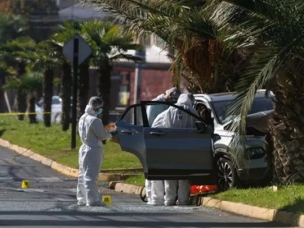 Intento de asalto a camión en Maipú termina con dos heridos tras intervención de Carabineros