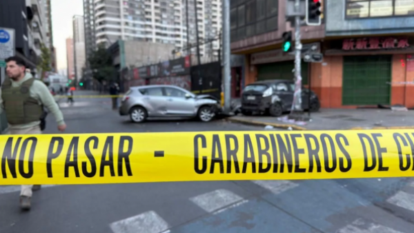 Muere mujer impactada por auto conducido por carabinero en estado de ebriedad
