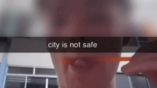 <p>Indignación en Singapur: joven francés arriesga cárcel por conducta antihigiénica</p>Indignación en Singapur: joven francés arriesga cárcel por conducta antihigiénica
