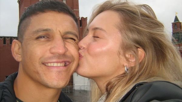 "El regalo que nos rompió el corazón": La sorpresa que recibieron Alexis Sánchez y Alexandra Litvinova
