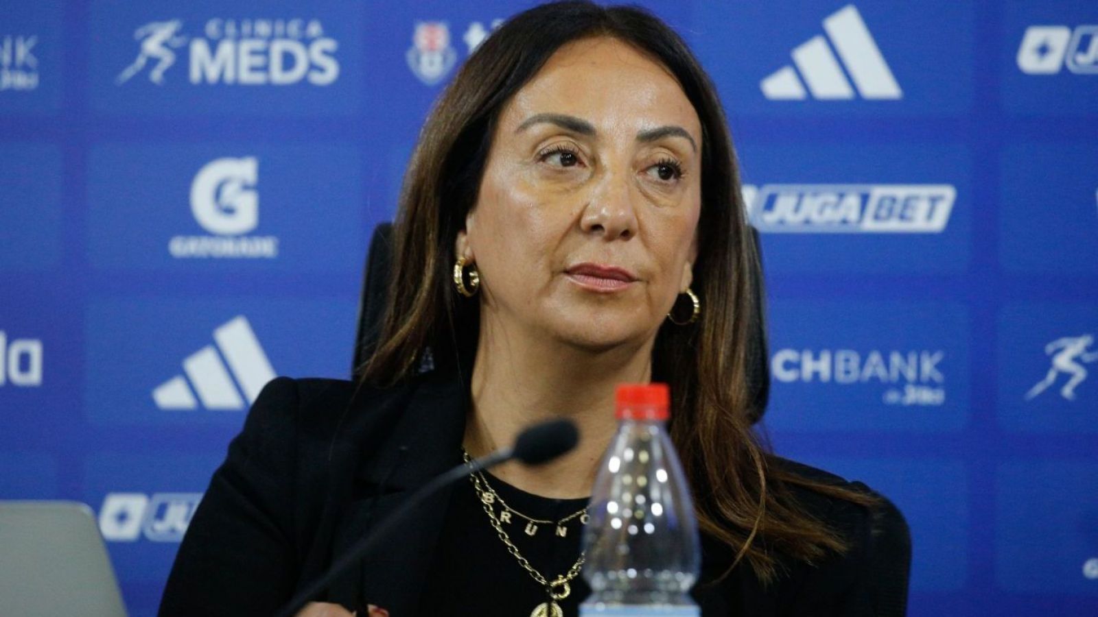 "Decretado": La petición de los hinchas tras elección de Cecilia Pérez como presidenta de Azul Azul

