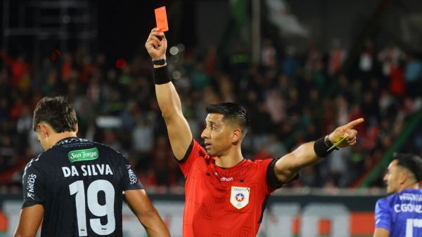 Aprobada por unanimidad: La nueva regla que comienza a regir en el fútbol
