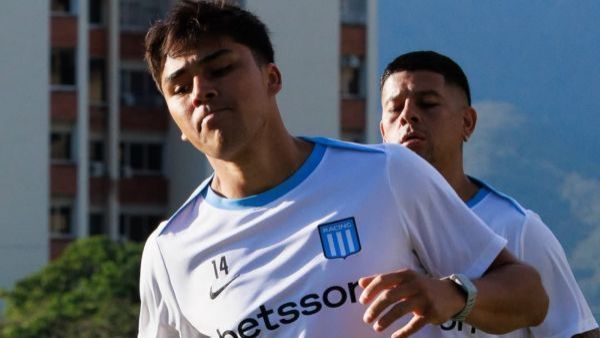 "Si fuera Batistuta": Damián Pizarro volvió a las canchas y así reaccionaron los hinchas de Racing Club
