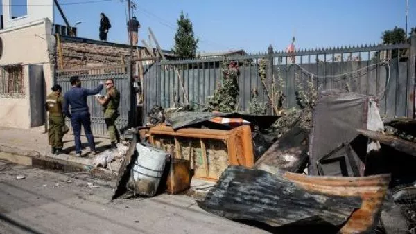 Dos adultos mayores fallecen en incendio tras explosión en la comuna de Conchalí