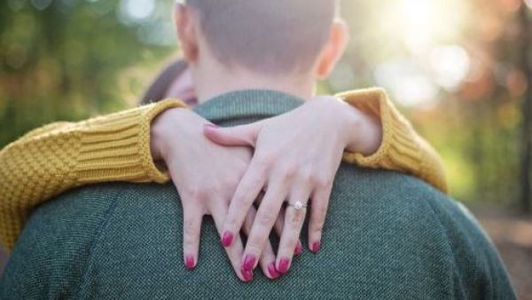 <p>Romance en la oficina: 42% de los chilenos admite haber tenido un vínculo amoroso en el trabajo</p>Romance en la oficina: 42% de los chilenos admite haber tenido un vínculo amoroso en el trabajo
