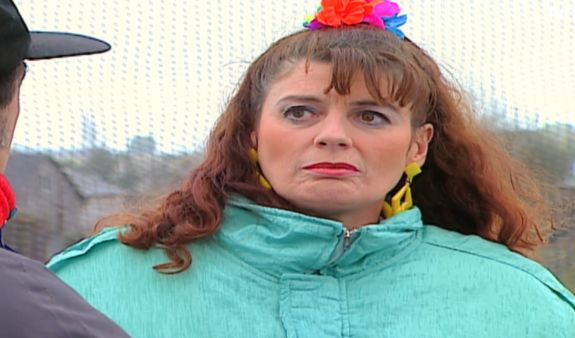 <p>Gladys confiesa que posó desnuda: Revive el capítulo de este viernes de "La Fiera"</p>La Fiera - T1E96 | Gladys confiesa que posó desnuda
