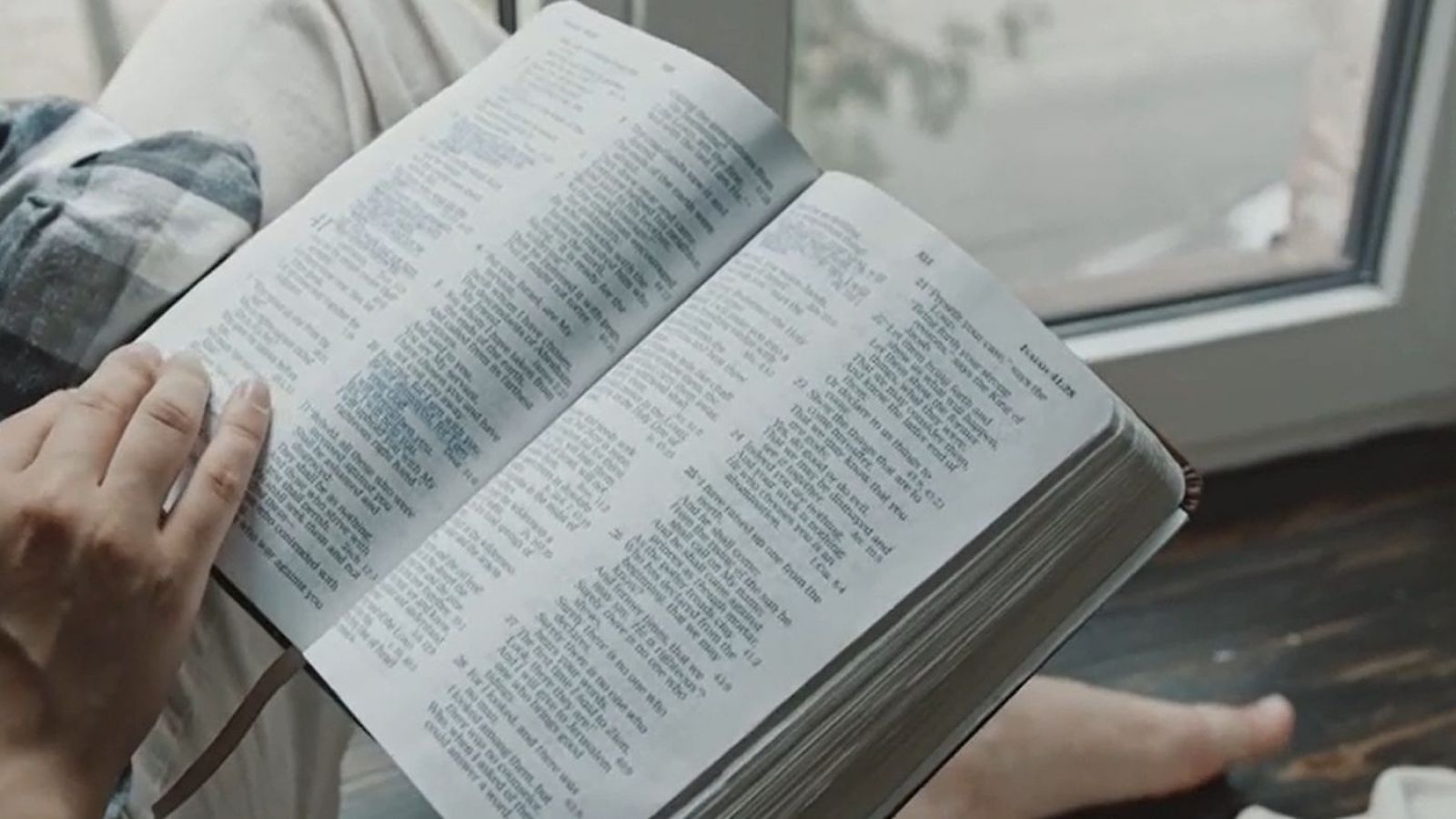 <p>¿Qué dice el manuscrito "fantasma" del Nuevo Testamento que fue recuperado?</p>

