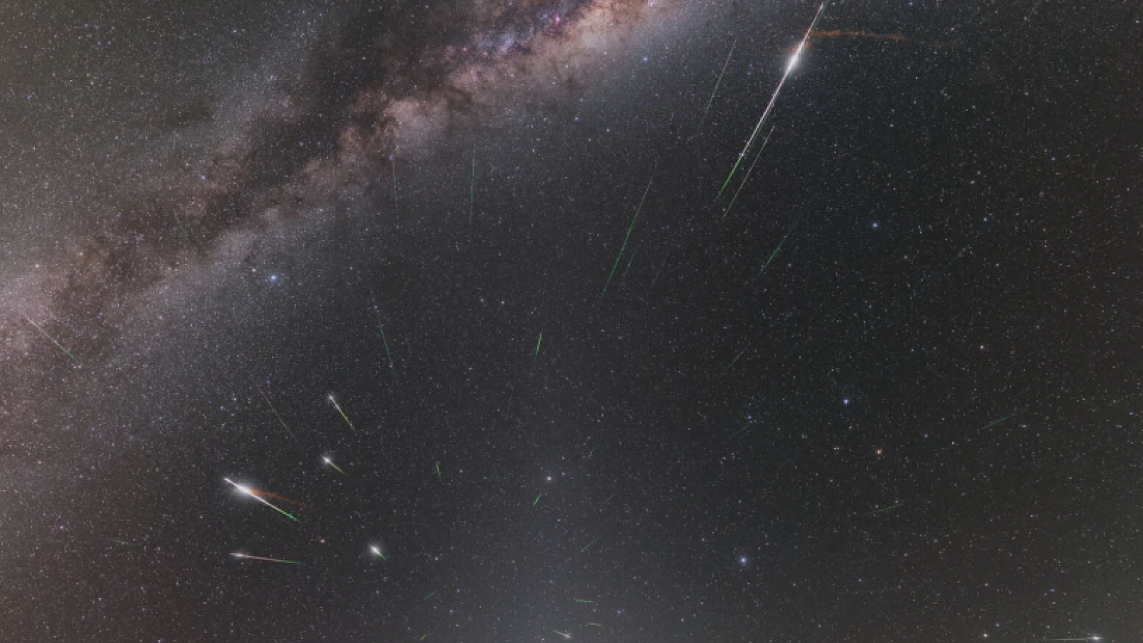 <p>Luvia de meteoritos Eta Acuáridas </p>
