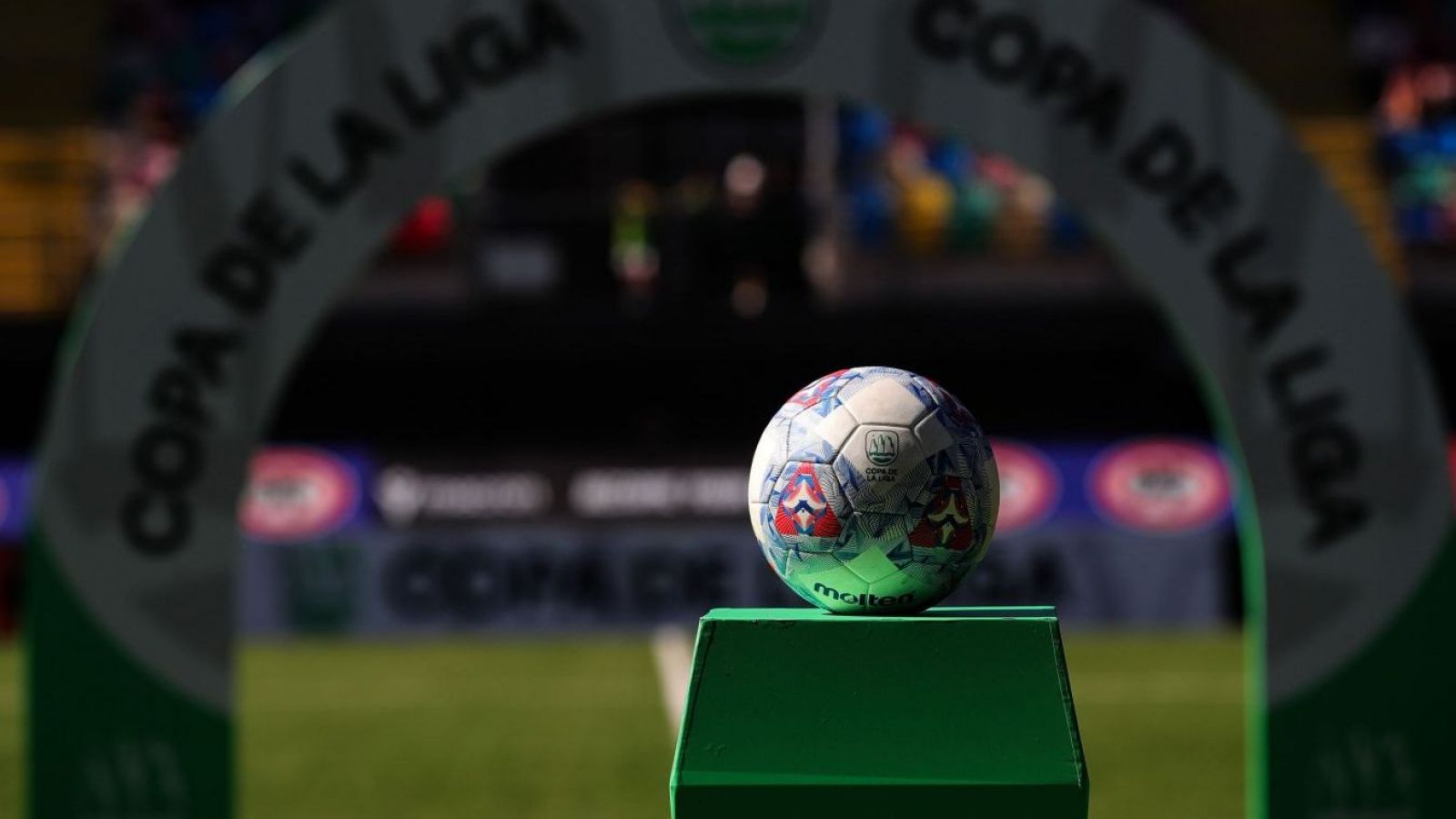 Escándalo en el fútbol chileno: "Están rotas las relaciones, los jugadores no quieren más al cuerpo técnico"
