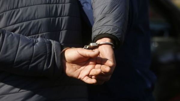 <p>Detienen a adolescente de 16 años acusado de asesinar a conductor de aplicación</p>Detienen a adolescente de 16 años acusado de asesinar a conductor de aplicación
