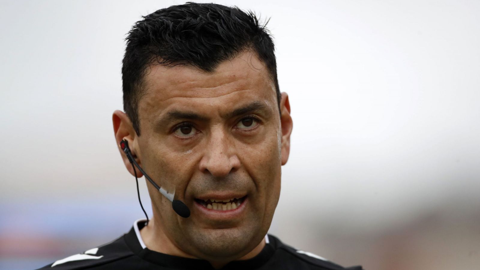 <p>Roberto Tobar</p>
