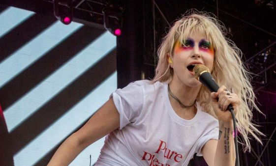 <p>La voz de Paramore llega a Chile con "The Hayley Williams Show"</p>La voz de Paramore llega a Chile con "The Hayley Williams Show": Fecha, entradas y lugar del concierto
