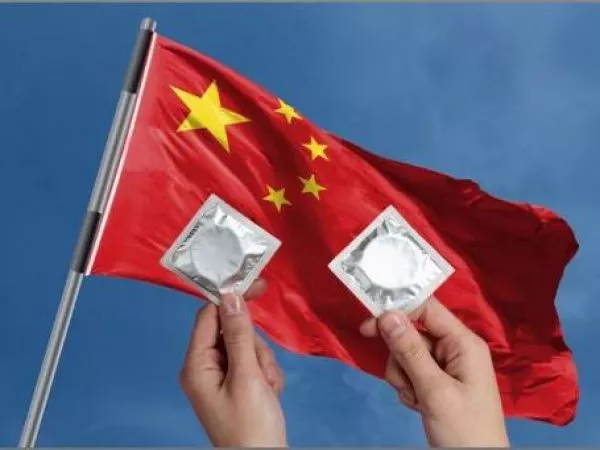 Impuesto al condón en China: La medida frente a la histórica crisis de natalidad
