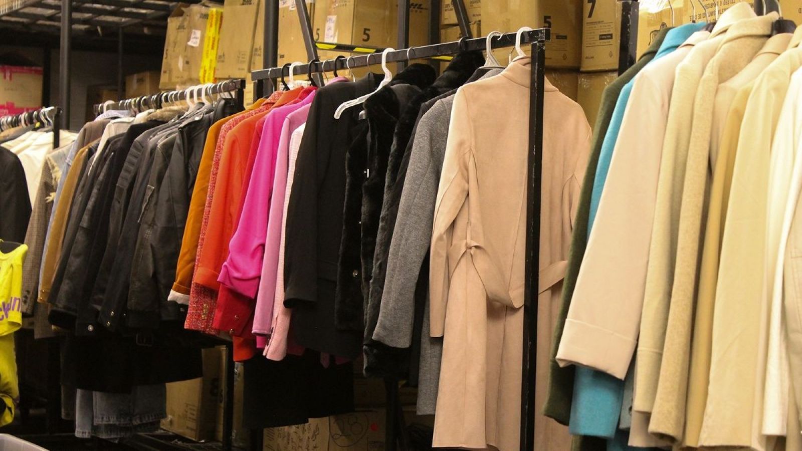 <p>Banco de Ropa entregará prendas nuevas a personas en situación de calle ante llega del invierno</p>
