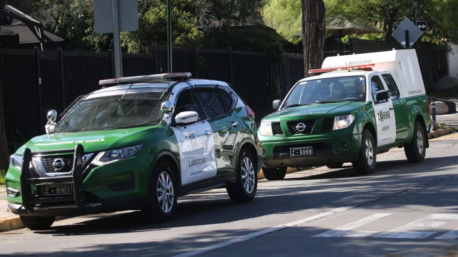 Banda golpea a familia y escapa con botín avaluado en $160 millones en Maipú