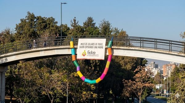 <p>adopción niños Chile</p>Adopción en Chile: La emotiva campaña que busca visibilizar a los miles de niños que esperan una familia
