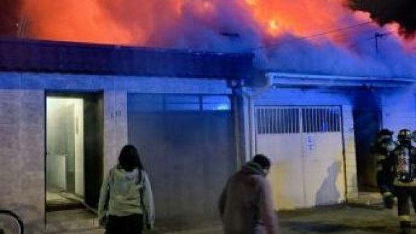 Tres adultos mayores murieron en incendio en San Joaquín
