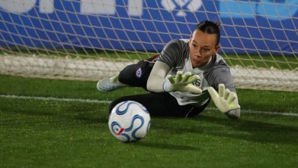 Tiane Endler se corona campeona de la Copa de Francia con el Olympique de Lyon
