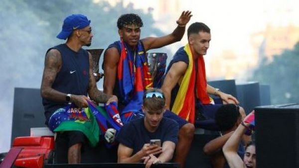 La imagen de Lamine Yamal que se robó las miradas en celebración del Barcelona
