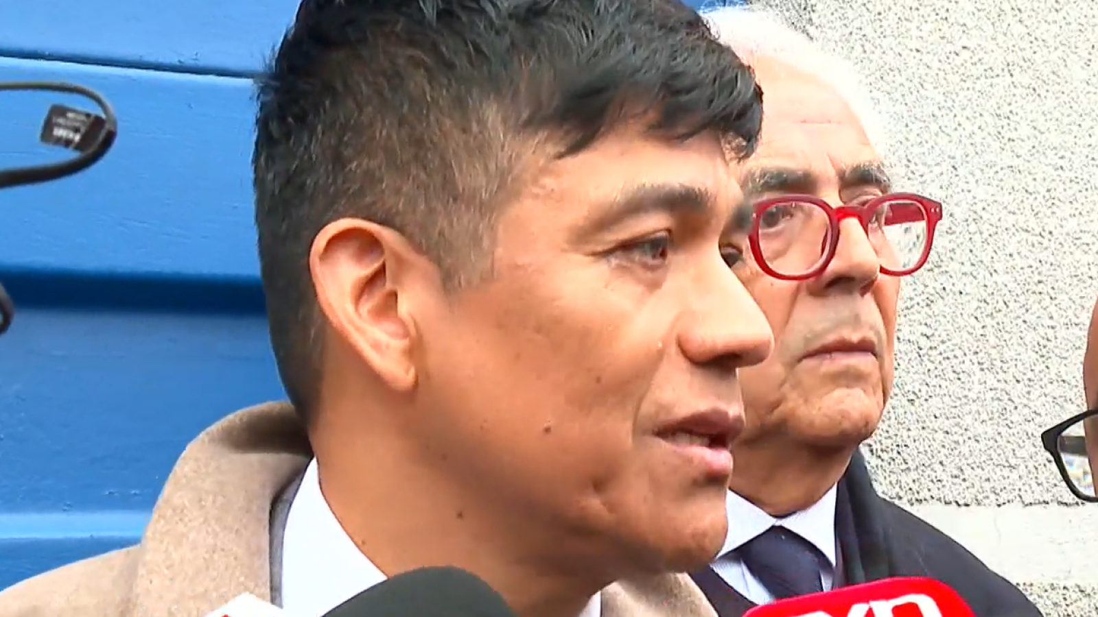 Formalización de Américo por VIF: Decretan arraigo nacional y prohibición de acercarse a la víctima

