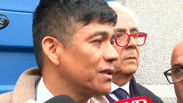 Formalización de Américo por VIF: Decretan arraigo nacional y prohibición de acercarse a la víctima

