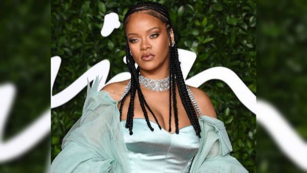 <p>Fans reaccionan al tatuaje de Rihanna dedicado a sus hijos "Está loca"</p>Fans reaccionan al tatuaje de Rihanna dedicado a sus hijos "Está loca"
