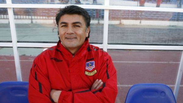 Fernando Astengo defiende su estilo tras ola de comentarios que generó su look
