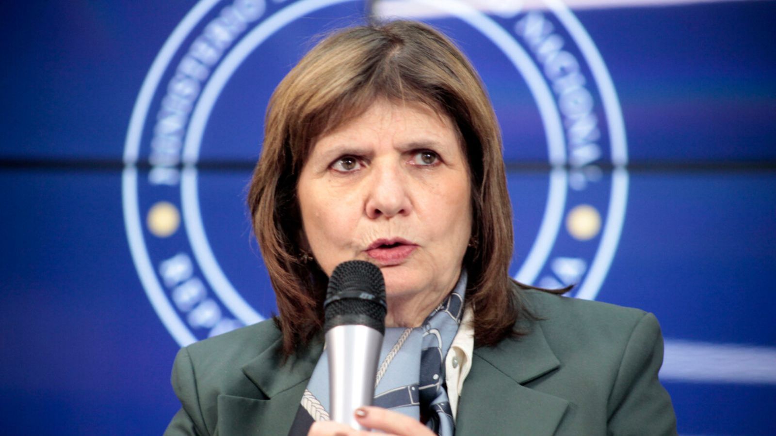 "Nos pasaron por arriba": Ex ministra argentina destaca el Metro de Santiago
