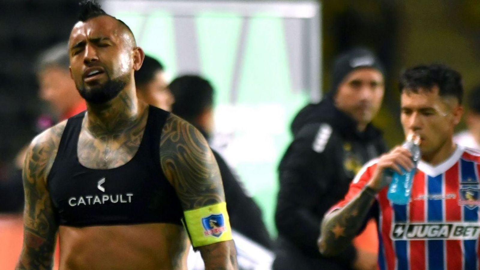 Sufre Colo Colo: ¿Qué necesita el "Cacique" para clasificar a semifinales de la Copa de la Liga?
