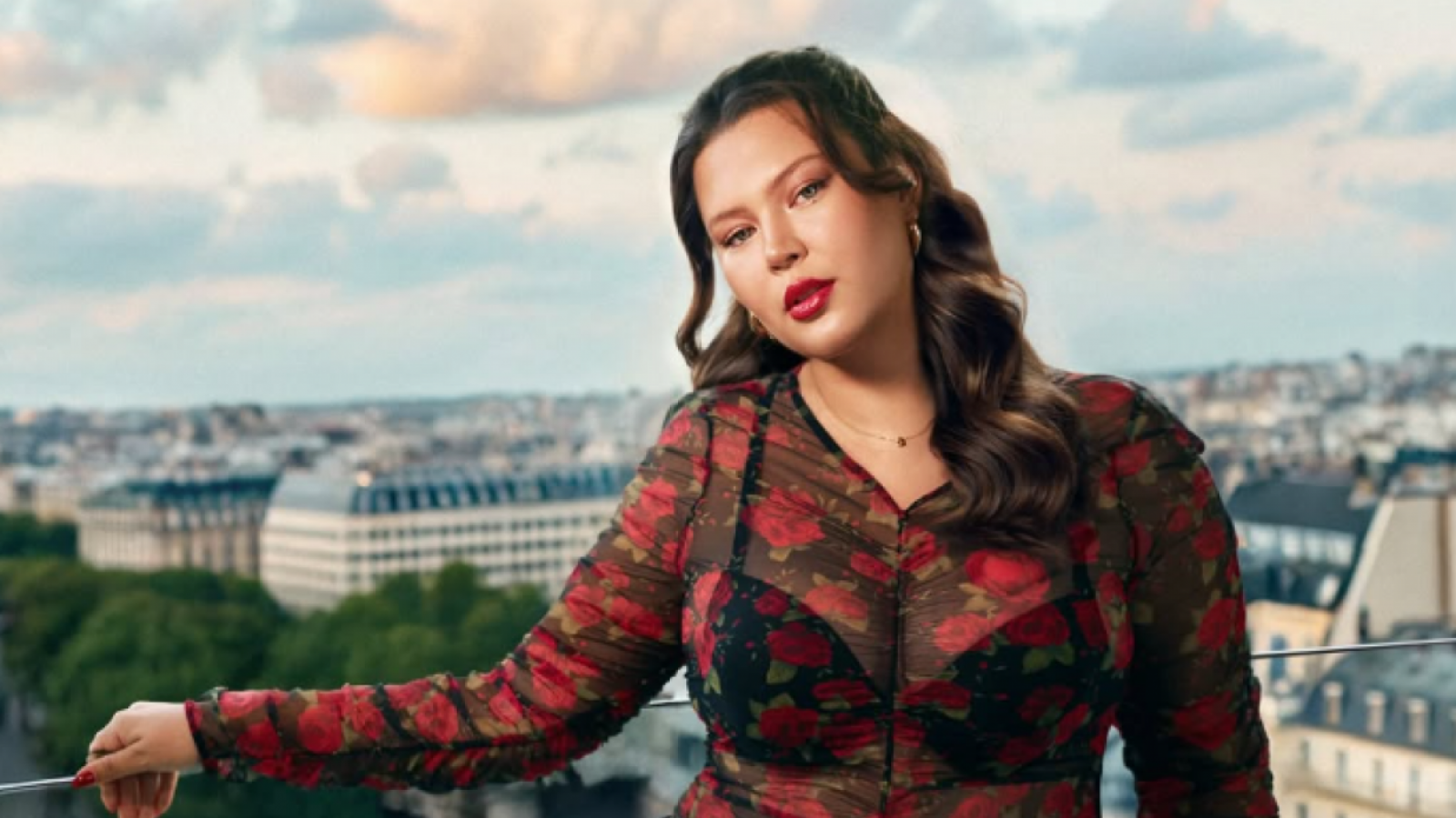 Michelle Carvalho sorprende con broma sobre su cambio de look: "Casi me la creo"
