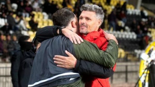 La acusación de Fernando Ortiz tras derrota de Colo Colo: "Todos sabemos lo que sucedió"
