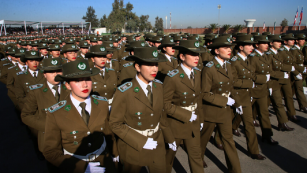 Más sueldo y bonos: El anuncio del gobierno para Carabineros
