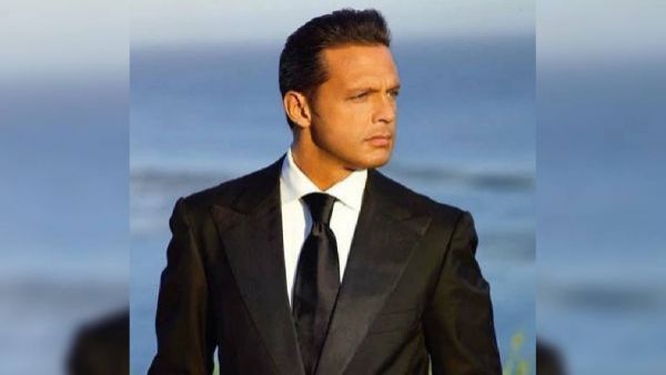 <p>Preocupación por Luis Miguel: aseguran que fue hospitalizado en Nueva York por complicación cardíaca</p>Preocupación por Luis Miguel: aseguran que fue hospitalizado en Nueva York por complicación cardíaca

