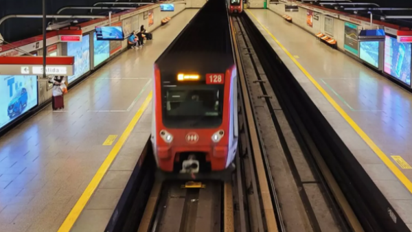 Revisa el beneficio de taxi gratuito ante fallas en ascensores en el Metro
