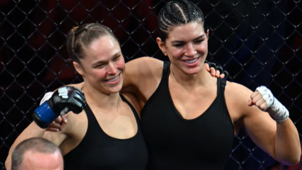 Ronda Rousey venció a Gina Carano en solo 17 segundos en el debut de Netflix en las MMA
