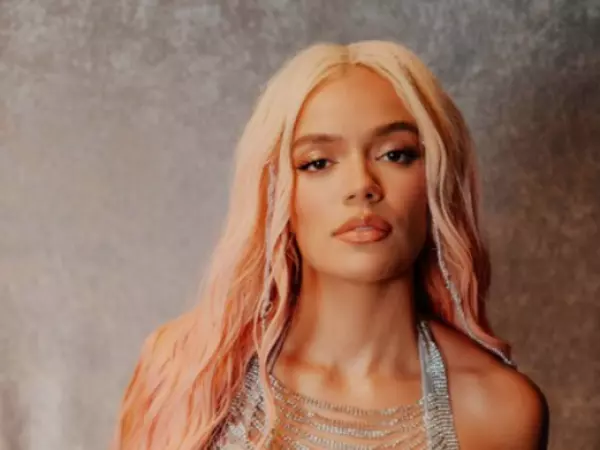 Karol G recibirá importante premio en los American Music Awards: sólo siete artistas lo han logrado
