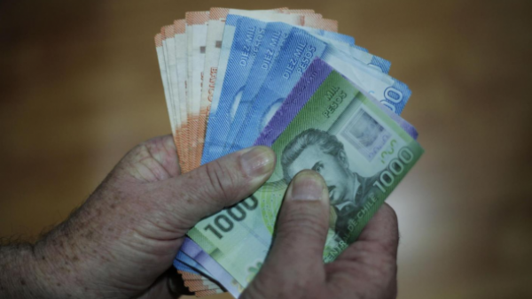<p>Pensión Garantizada Universal subirá a $250 mil mientras estudio advierte presión fiscal y propone elevar edad de jubilación</p>¿Cuándo subirá la Pensión Garantizada Universal?
