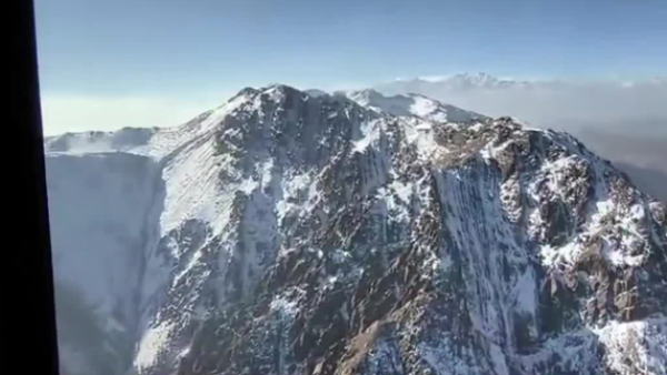 <p>Entregó ubicación a su esposa: diplomático falleció durante excursión en San José de Maipo</p>Entregó ubicación a su esposa: diplomático falleció durante excursión en San José de Maipo
