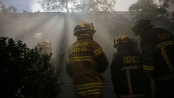 <p>Fatal incendio en Estación Central: adulta mayor murió al interior de su casa</p>Fatal incendio en Estación Central: adulta mayor murió al interior de su casa
