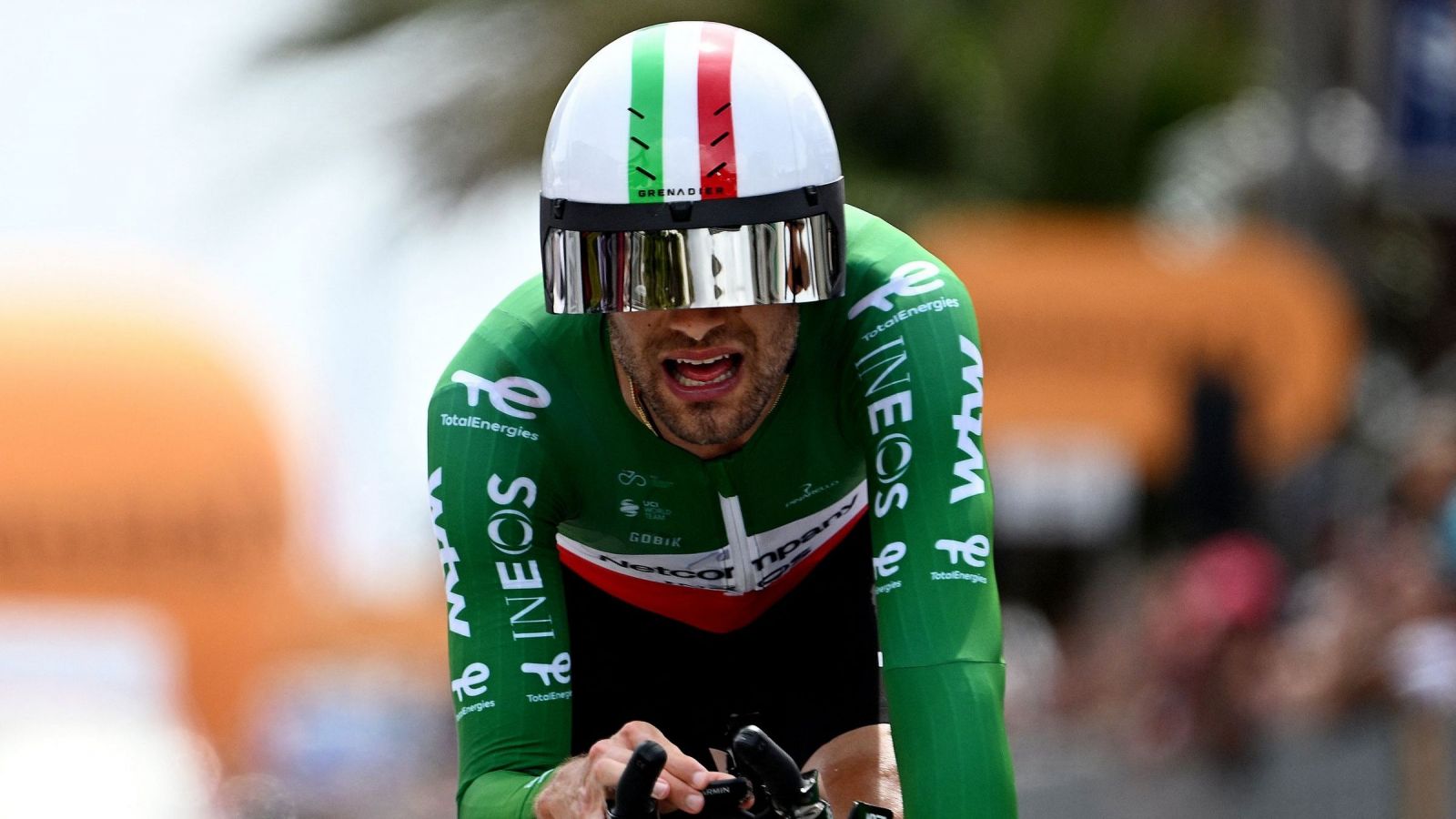Giro de Italia: Filippo Ganna domina la prueba contrarreloj con sólido registro

