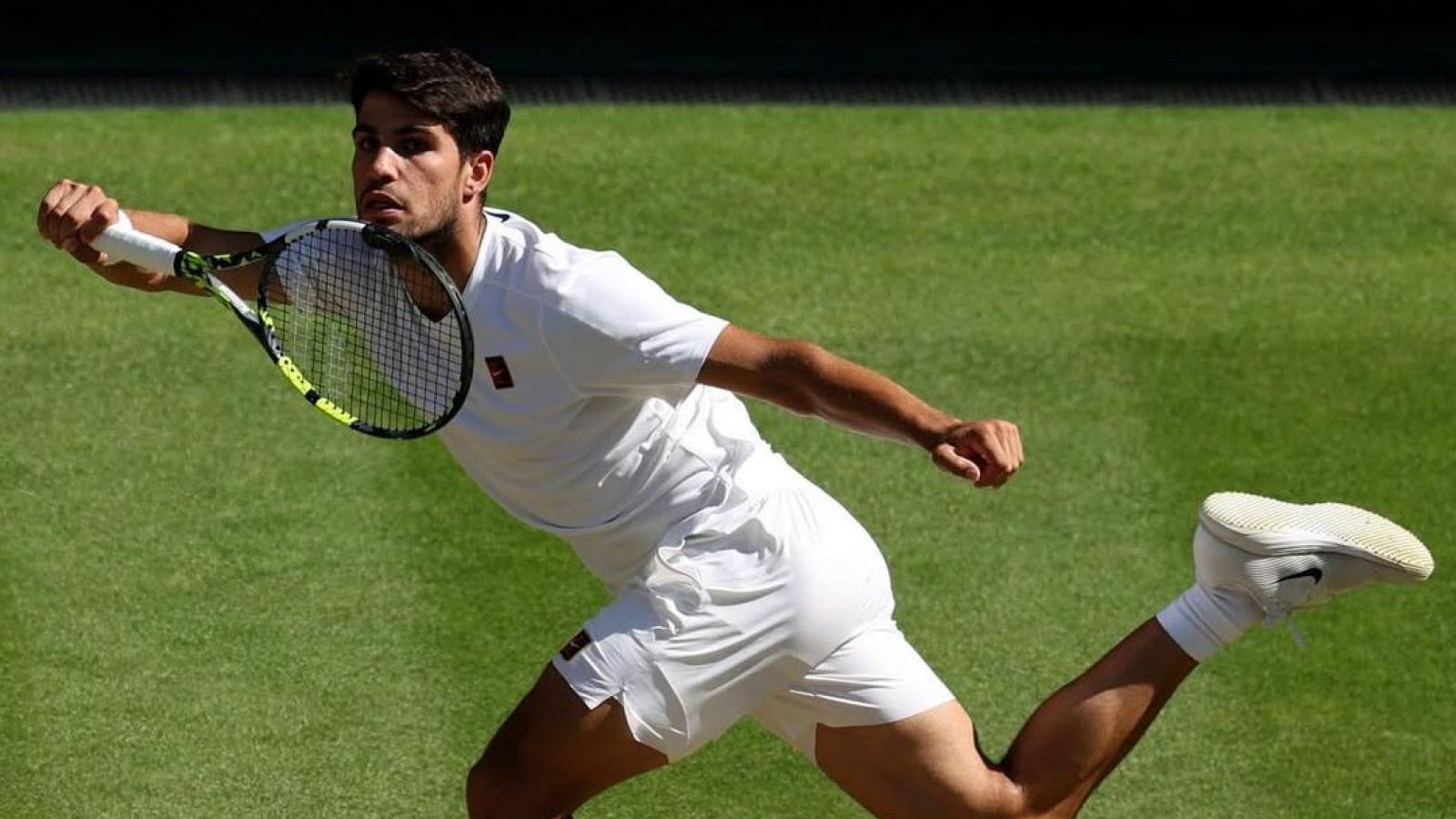 Carlos Alcaraz se perderá Wimbledon por lesión
