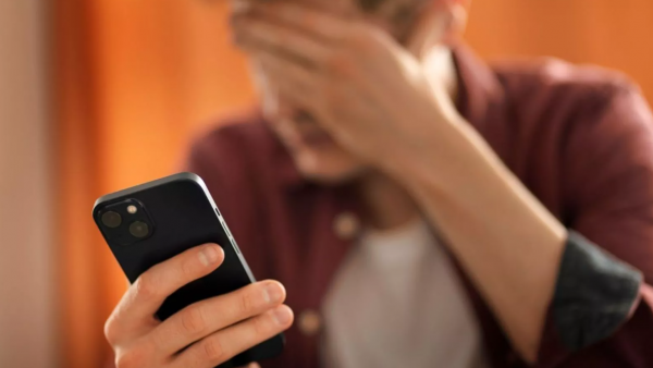 Código *21: La peligrosa estafa telefónica que tiene en alerta a los bancos
