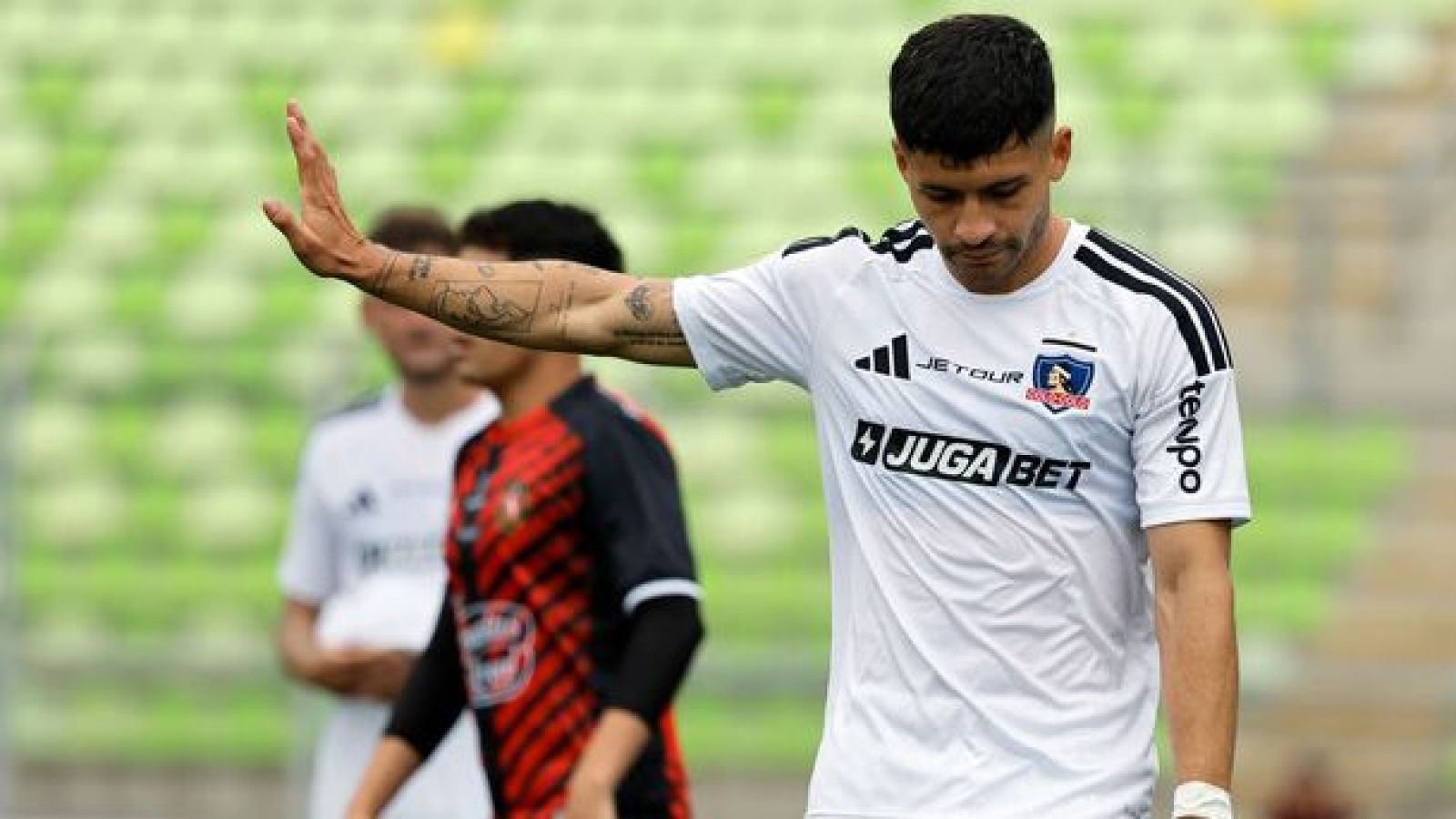 "Sí o sí dejará Colo Colo": El primer "cortado" de Fernando Ortiz
