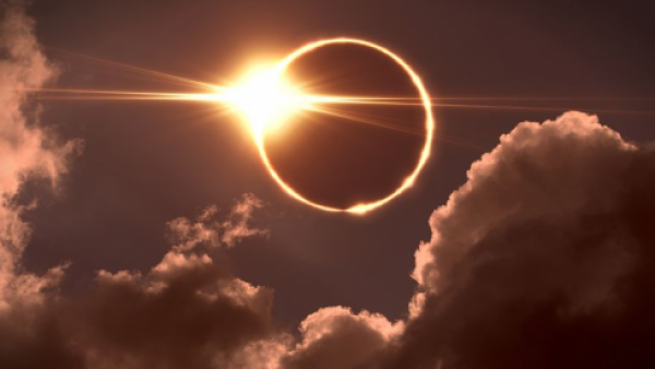 <p>Eclipse solar anular de 2027: Chile será protagonista del “anillo de fuego”</p>Eclipse solar anular de 2027: Chile será protagonista del “anillo de fuego”
