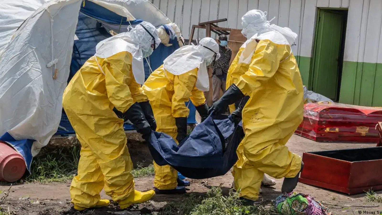<p>Hospitales del epicentro del ébola en República Democrática del Congo están "repletos"</p>
