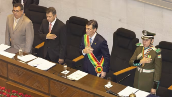 Ministro del Trabajo de Bolivia renuncia en medio de crisis política y protestas
